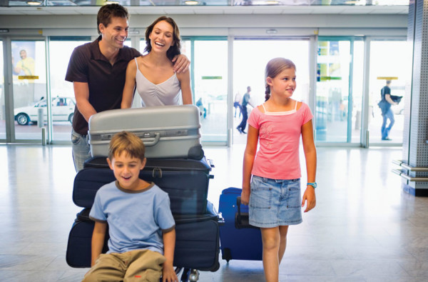 Tips_to_Follow_When_Traveling_with_Children